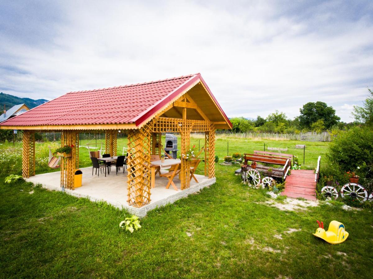 Casa De Vacanta Marya บายาเดเฟียร์ ภายนอก รูปภาพ