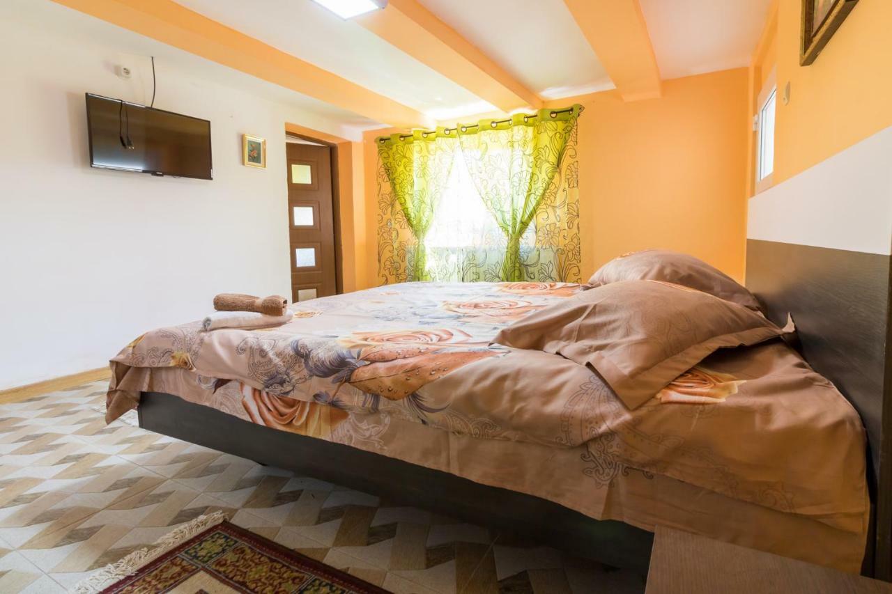 Casa De Vacanta Marya บายาเดเฟียร์ ภายนอก รูปภาพ